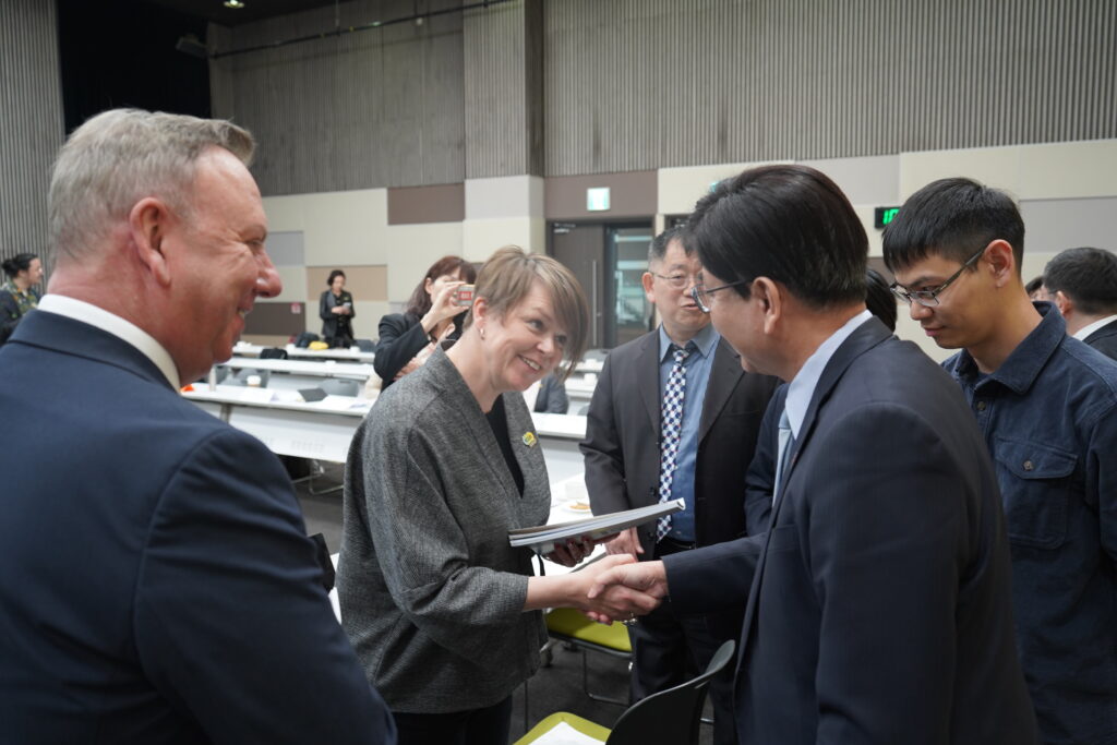 新北節能減碳登上國際舞台　前往韓國分享社區淨零實踐經驗獲各國肯定