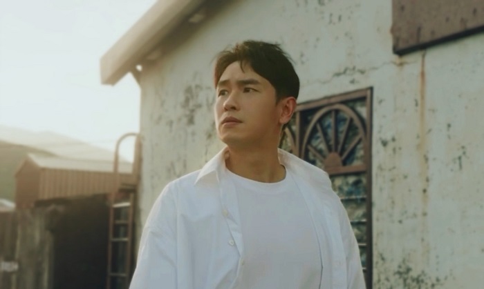演歌雙棲的男星陳謙文推出全新台語抒情力作〈離岸〉(圖:葡萄長文創工作室)